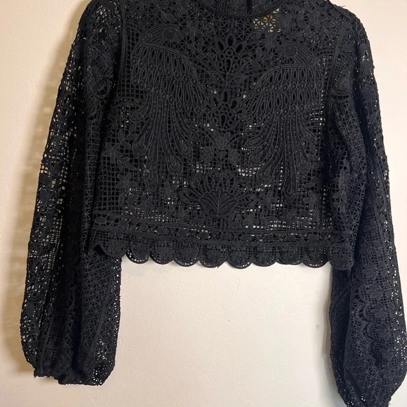 FARM Rio Black Guipure Lace Balloon sleeve, Blouse. EUC. No flaws. Womens Small - Picture 6 of 10